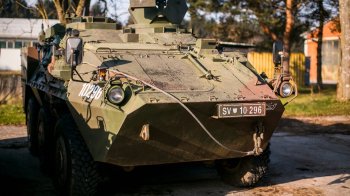 Поставка в умовах повної секретності: Словенія передала Україні 20 БТР Valuk