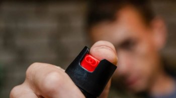 Батька ліцеїста оштрафували за розпилення газового балончика