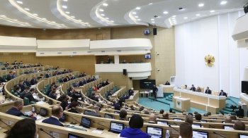 Рада федерації ратифікувала договори про входження "ДНР", "ЛНР", Запорізької та Херсонської областей до рф