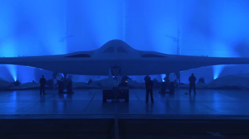 У США показали новий стратегічний бомбардувальник, який вважають найсучаснішим літаком ВМС