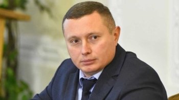 У Луцьку досі гасять пожежу на нафтобазі, інформації про жертв немає – голова ОВА