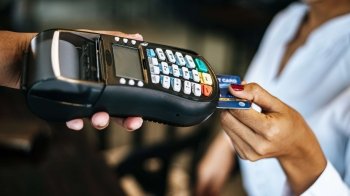 Що робити, якщо вам відмовили у розрахунку карткою