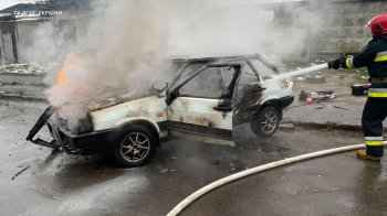 У Львові під час руху загорілася «Лада»