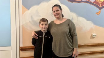 Хірурги “Охматдиту” прооперували 8-річного хлопчика з хвойною гілочкою в бронхах