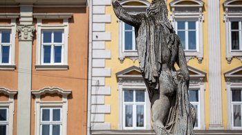 Протести студентів УАД та золота модель з настільного тенісу від львів’янина: головні новини Львівщини за 12 листопада