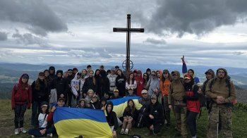 У Карпатах для дітей військовослужбовців влаштували християнський табір