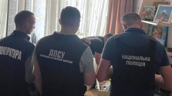 Мешканець Червонограда переправляв ухилянтів за кордон під виглядом водіїв вантажівок