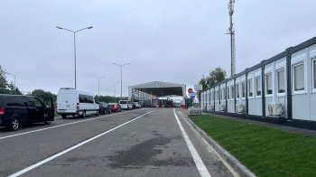 Біля Краківця відремонтують міжнародну трасу і збудують дві стоянки для вантажівок