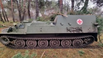 Львівська бригада ТрО отримала броньовик для евакуації поранених (фото)