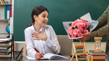 Що подарувати вчителю на День вчителя