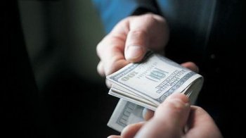 Львівський посадовец отримав хабар за ліцензію на стоматкабінет