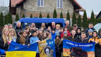 Волонтери із Львівщини передали на форт 45 дронів