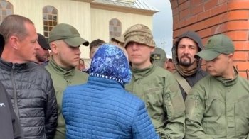 На Львівщині віряни Московського Патріархату спробували увірватись до храму ПЦУ
