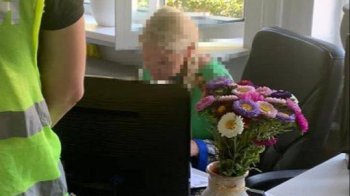 Спершу овочерізки, тепер стільці для укриттів: посадовиці управління освіти повідомили про ще одну підозру у розтраті коштів