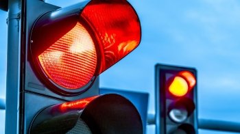 На трьох вулицях Львова не працюють світлофори, регулювальники відсутні