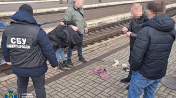 Чоловік залишив вибухівку на львівському вокзалі: 15 років тюрми