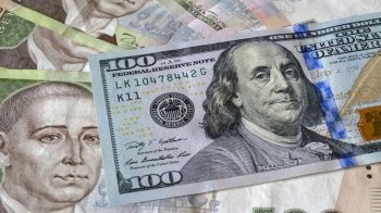 Грабують населення: на Луганщині окупанти штучно занизили курс гривні