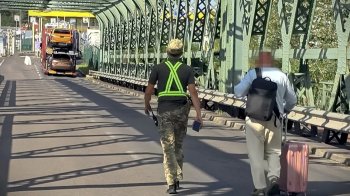 Через грубі порушення ПДР 45-річного українця депортували з Польщі