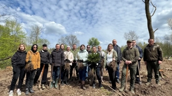 На Львівщині висадили понад 4500 дубів і ялин в пам'ять про аварію у Чорнобилі
