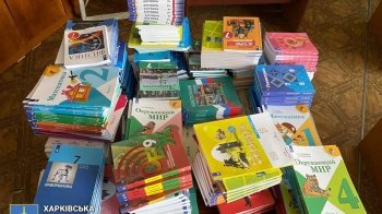 Планували виховання «русского духа»: у школі біля Ізюма виявили пів тисячі російських підручників