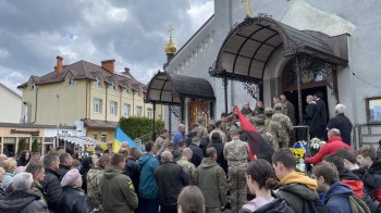 На Львівщині провели в останню путь двох загиблих захисників