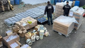 У Львові викрили підпільний цех з виготовлення контрафактного алкоголю
