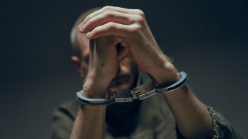 У Львові увʼязнили шахрая, який під виглядом поліцейського і лікаря ошукав чотирьох жінок