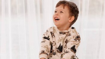 Львів’яни можуть “перевзути” авто за донат на порятунок 4-річного Марчика