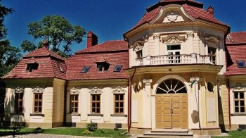 Вихованець скандального інтернату на Львівщині підпрацьовував копаючи могили