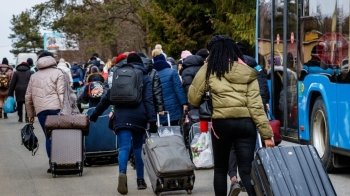 Є черги: яка ситуація на пунктах пропуску на Львівщині