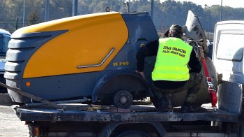 На кордоні з Львівщиною затримали українця з краденим бетономіксером