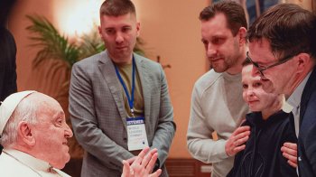 Постраждалий від російської атаки львів'янин втретє зустрівся з Папою Римським