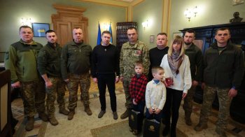 Двох львівських тероборонівців відзначили державними нагородами