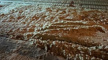 Техніка стоїть просто так: львів’яни скаржаться на комунальників, які не прибирають сніг