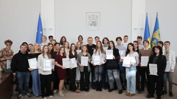 30 львівських школярів отримали по 30 тис. грн за здобутки у навчанні
