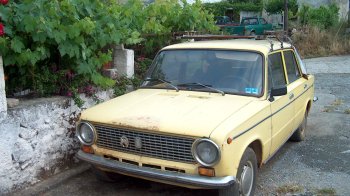 Київський патрульний відкупив потерпілому ВАЗ після аварії на Львівщині