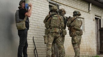 За п’яні погрози поліції гранатою водія з Львівщини ув’язнили на 5 років