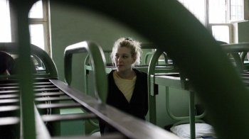 На Донеччині росіяни вербують у своє військо засуджених жінок