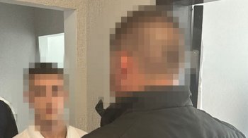 На Хмельниччині затримали 18-річного хлопця за підпали авто ТЦК на замовлення Росії