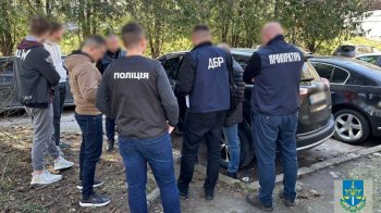 Начальника Західного управління з питань праці затримали на хабарі від бізнесмена