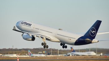 Lufthansa призупиняє рейси в Україну