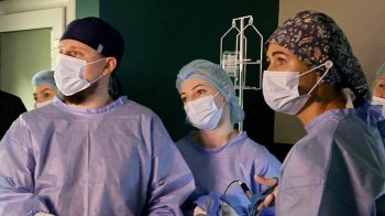 Львівські лікарі вперше в Україні видалили рідкісну пухлину з рудименту матки