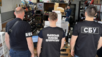 Викриття складу з контрафактним алкоголем.