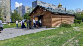 Вірянка скандальної церкви МП на Сихові заявила, що війну почали «щирі українці»