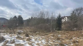 Співвласник готелю у Східниці придбав на аукціоні ділянку під паркінг за 7 млн грн