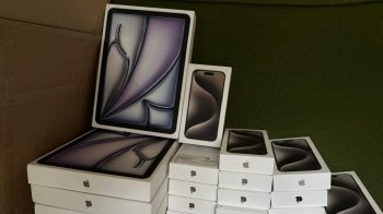 Митники в Шегинях вилучили техніку Apple на понад півтора мільйона гривень