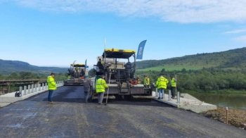 Міст у селі Крушельниця відкриють вже цього тижня