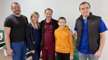 Львівські лікарі прооперували 14-річного хлопця з кістою очеревини