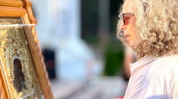 До Одеси прибула постійна координаторка ООН в Україні Деніз Браун: оглянула зруйнований собор (фото, відео)