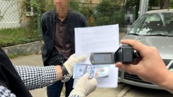 Спіймали на “гарячому”: львів’янин перевозив ухилянтів за кордон за 6 тисяч доларів